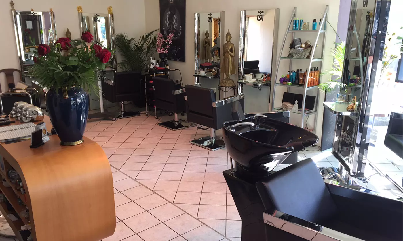 Haarschnitt inkl. Haarkur, opt. mit Farbe, Strähnchen, Balayage & mehr