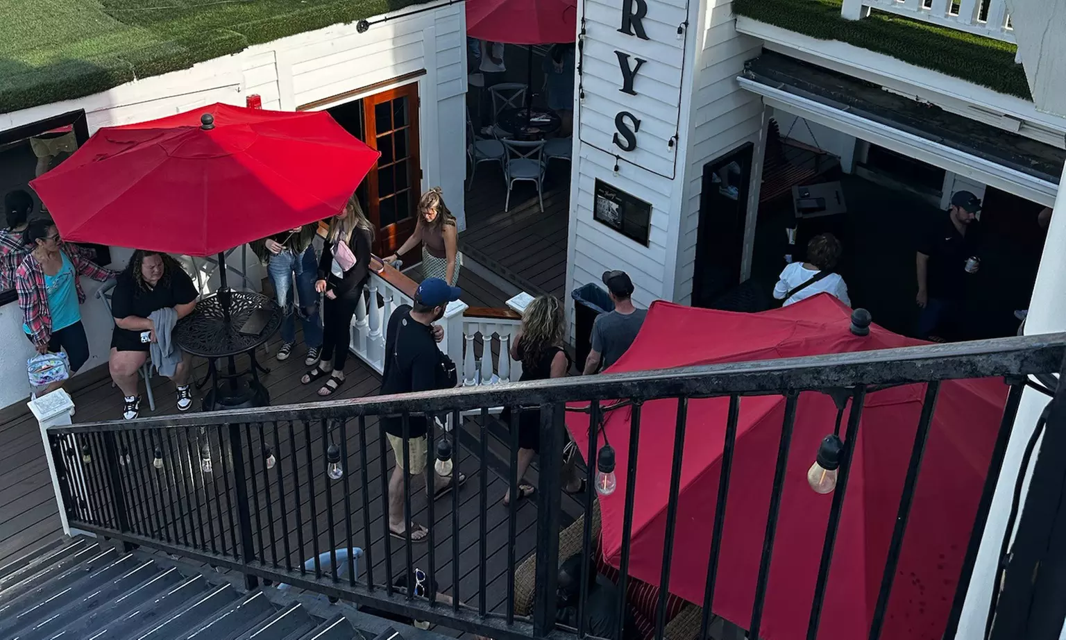 Guided Craft Beer & Cocktails Tour Through Streets of Charleston, SC