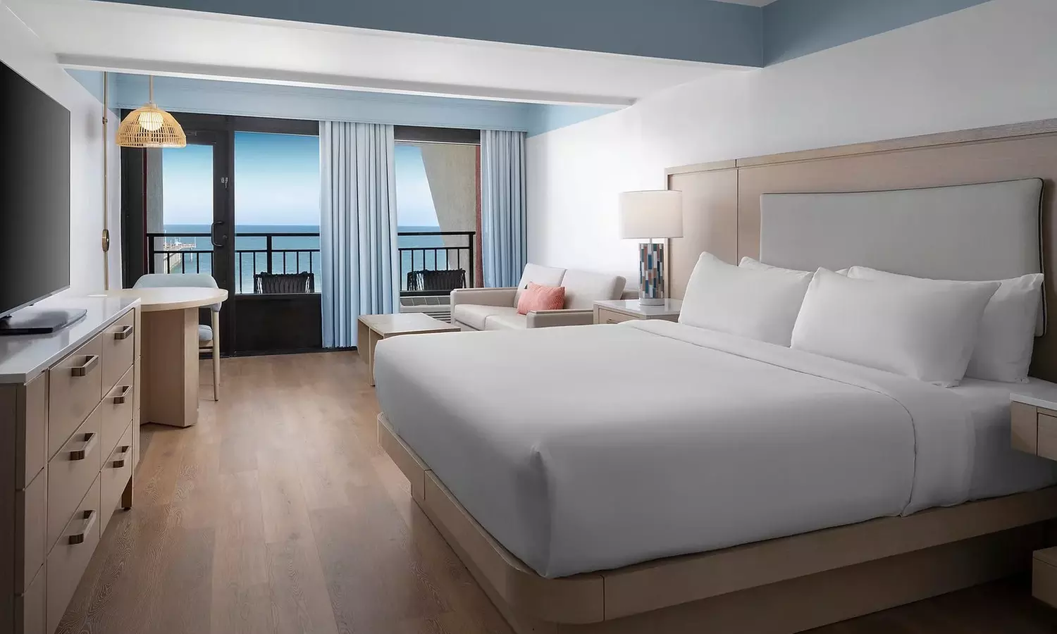 Member-Only Deal: The Ellie Beach Resort Myrtle Beach