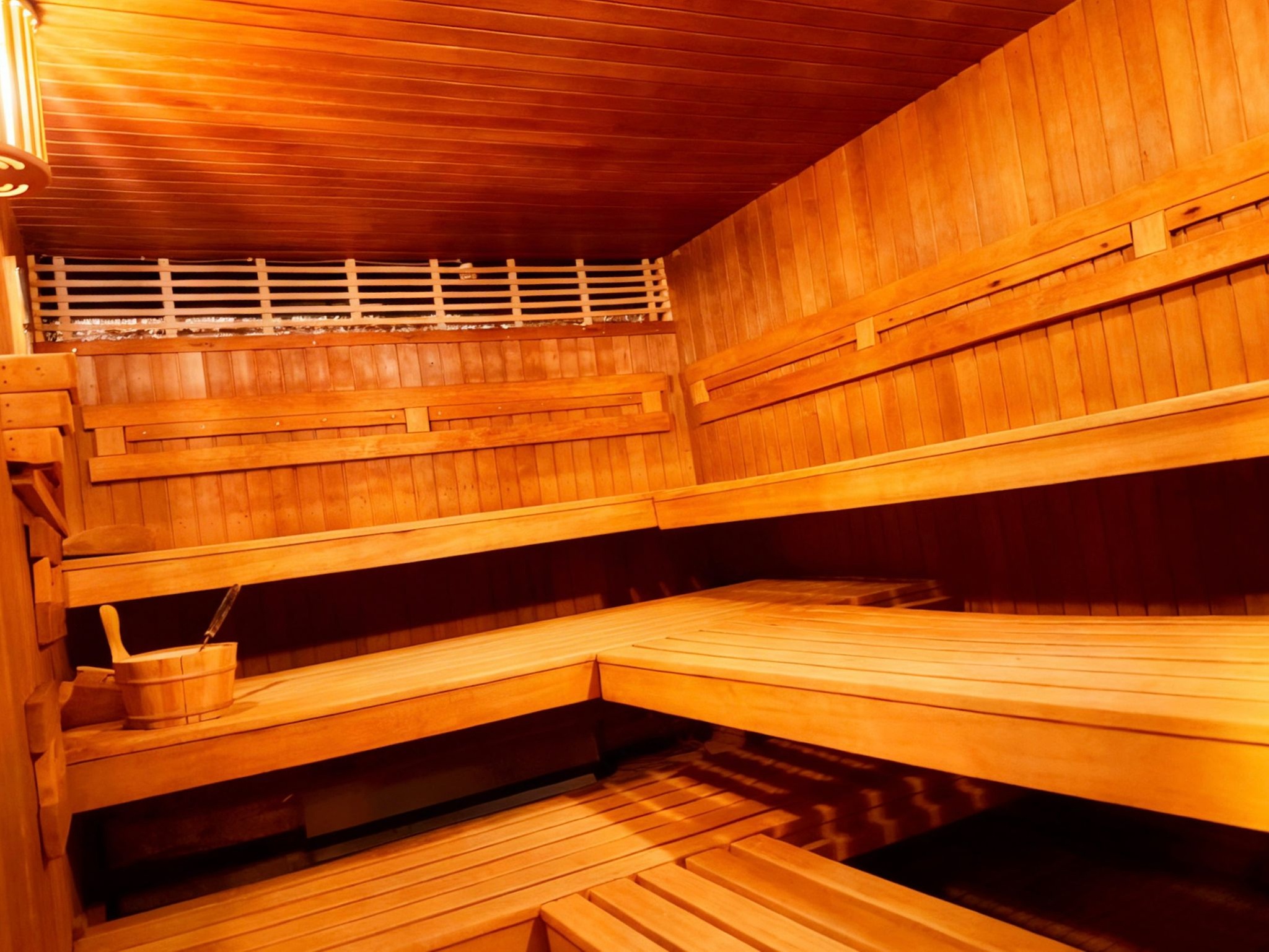 Privat-Wellness: 3-Std.-Eintritt zu Sauna & Pool für 2 oder 4 Personen