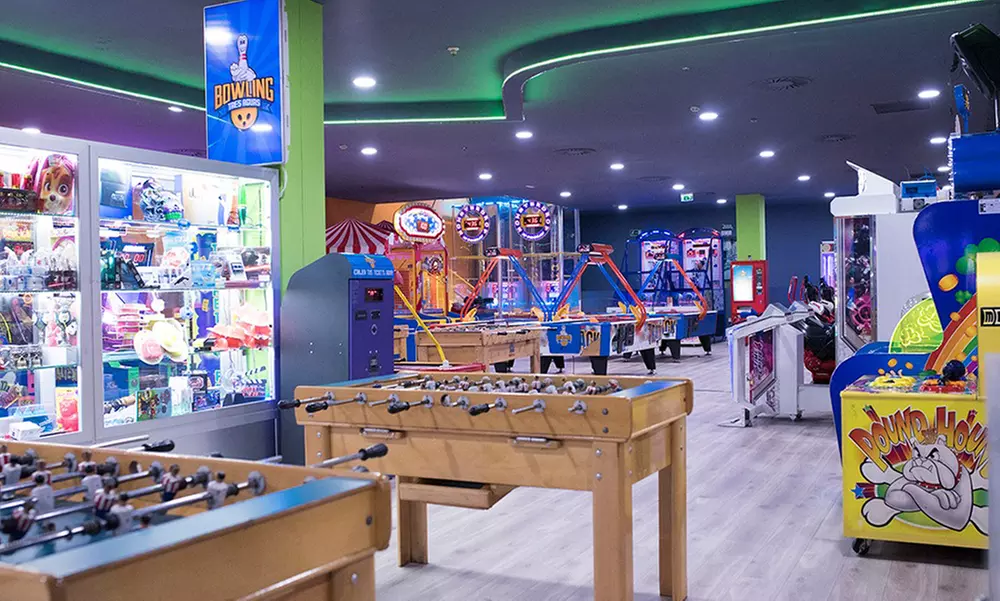 2 o 3 partidas de bolos con todo incluido en Bowling Tres Aguas