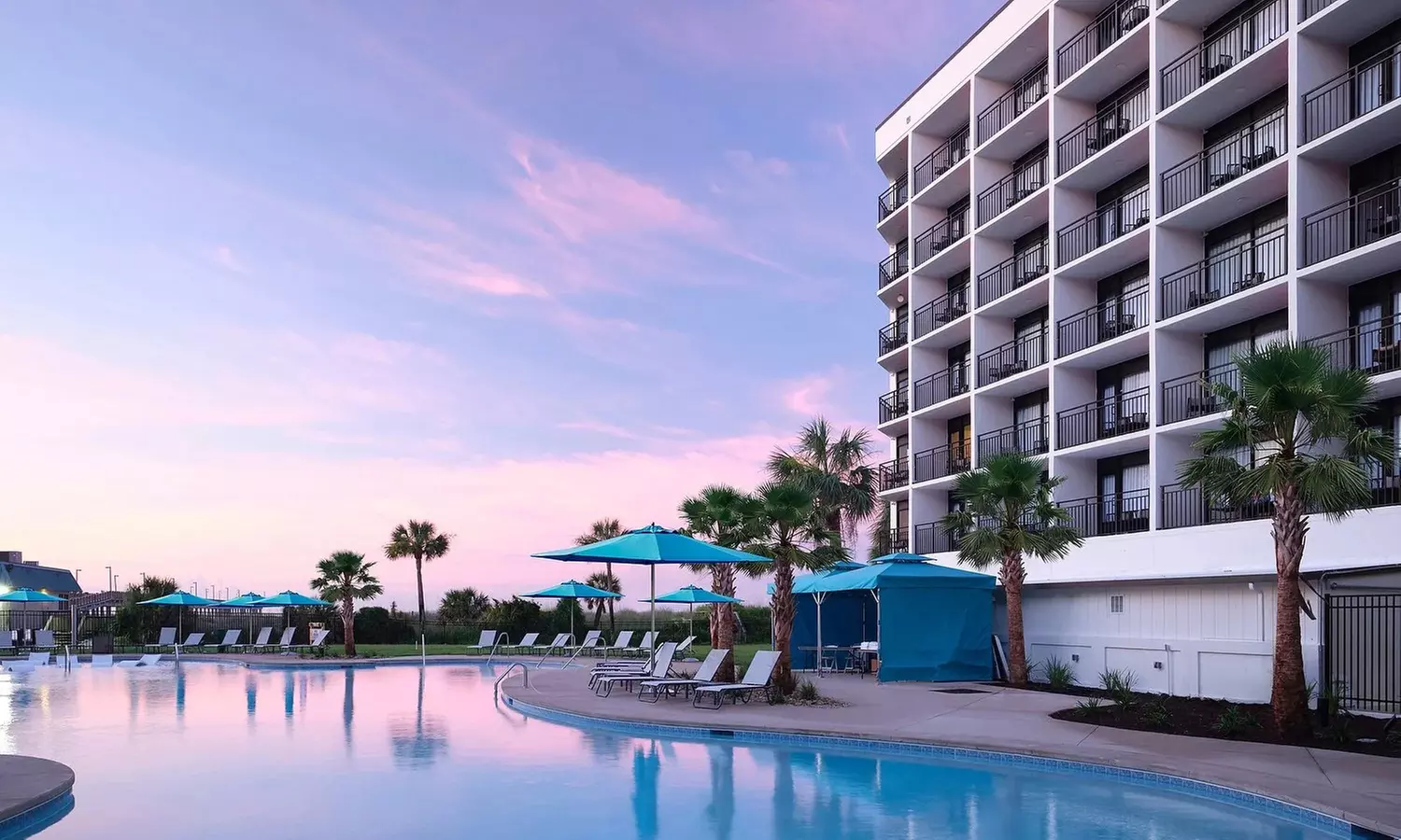 Member-Only Deal: The Ellie Beach Resort Myrtle Beach