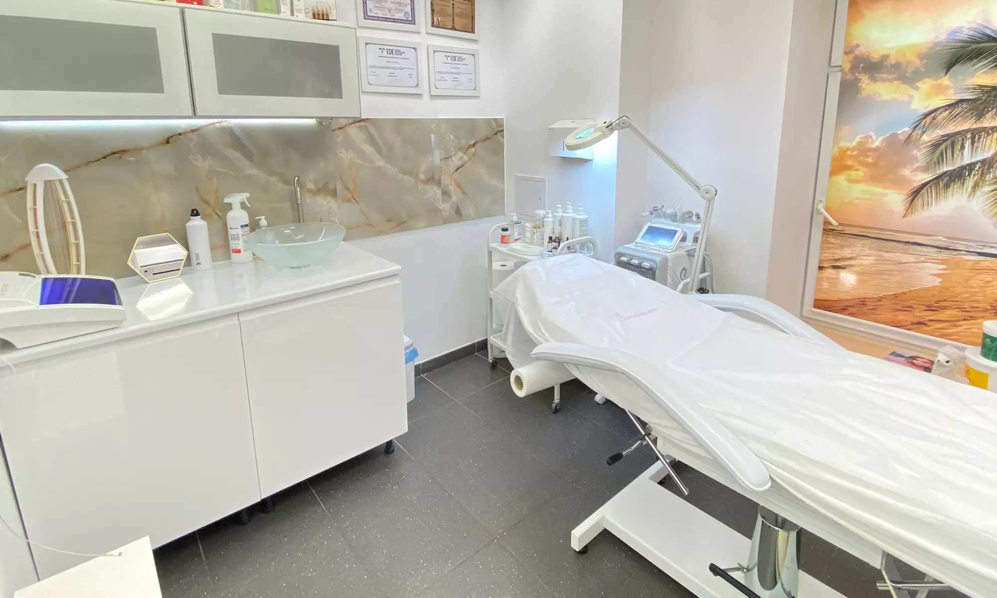 Oczyszczanie i pielęgnacja: wieloetapowe zabiegi na twarz