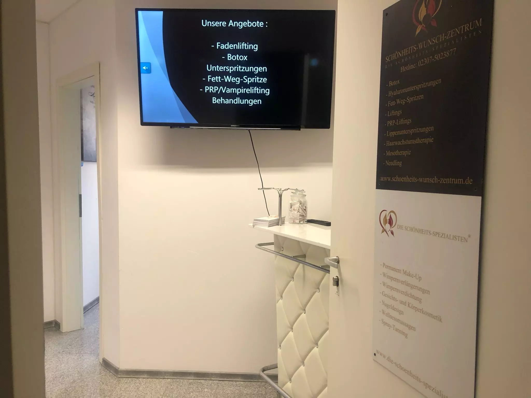 60 Min. Wellness-Massage mit Thai-, Straffungs- oder Aromaöl