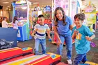 Chuck E. Cheese: Family Fun, Yummy Pizza & Game Play for All Ages