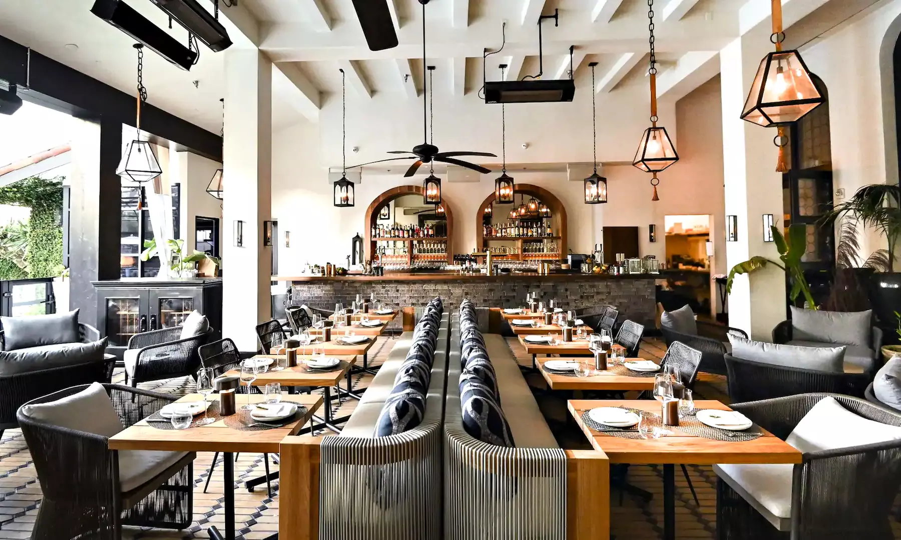 Spacious 4* Hotel in Downtown Los Angeles