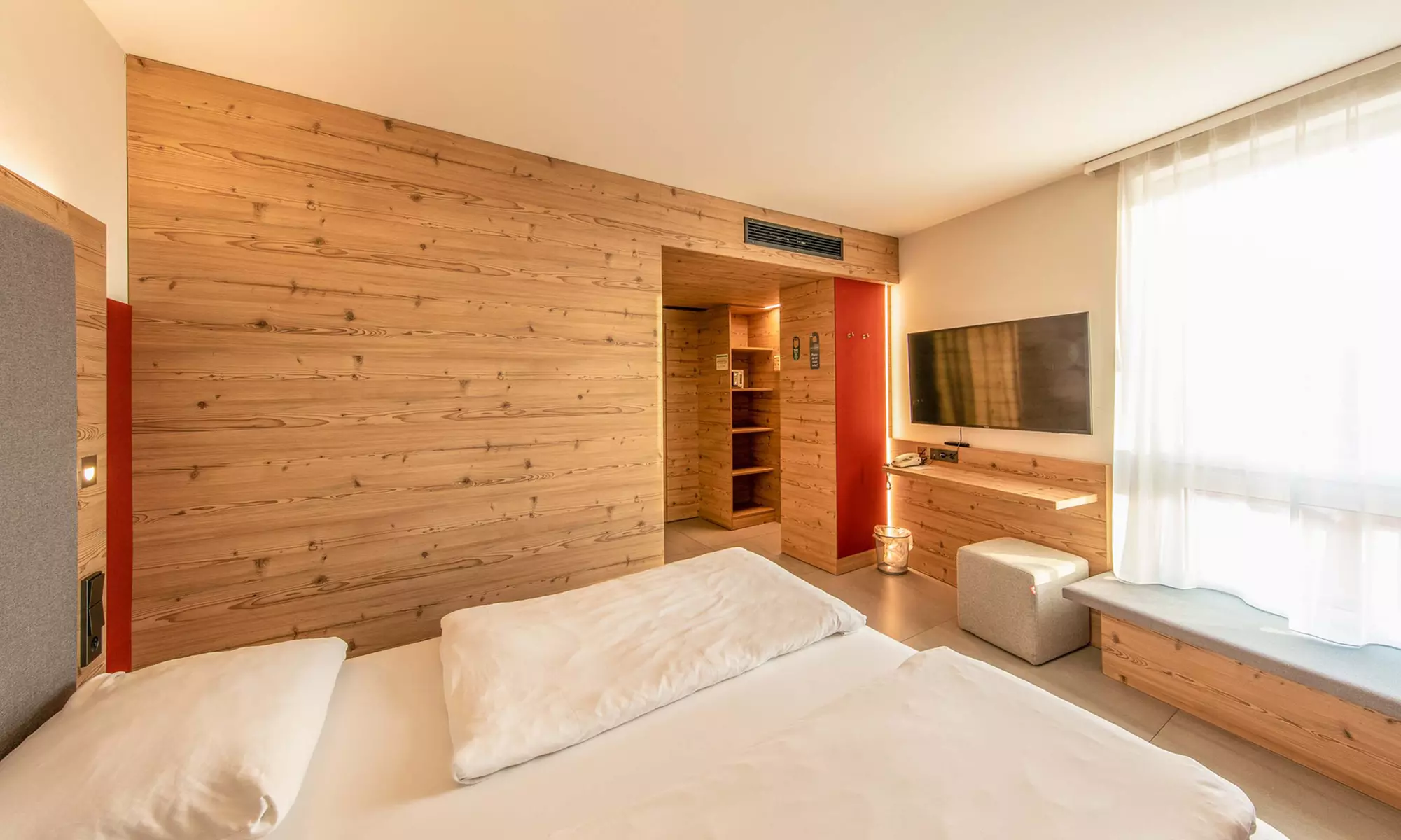 Jena: Doppelzimmer mit All Inclusive und Badminton