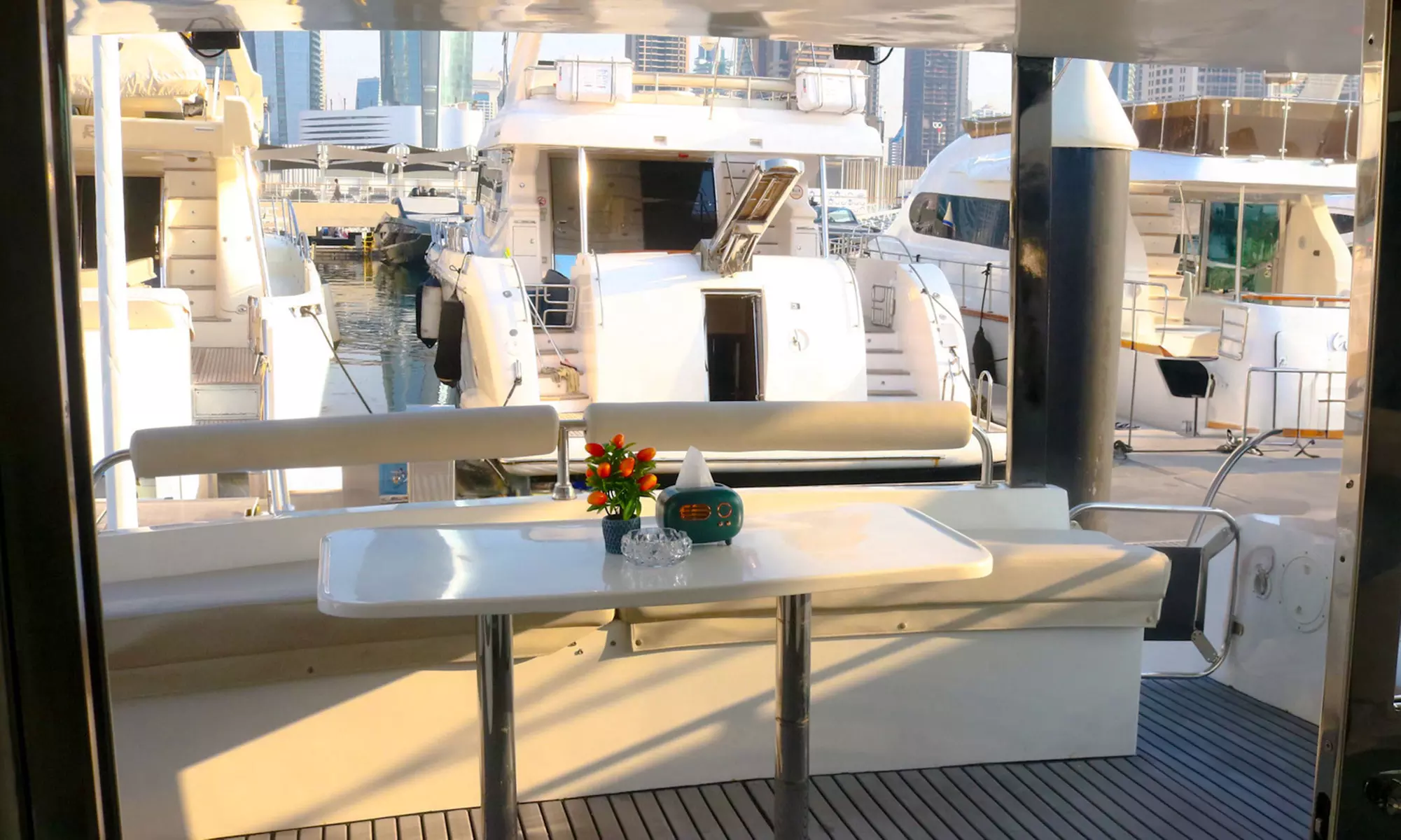 New 75ft Yacht Silver Queen V Up to 30pax for 1, 2, 3, or 4-hour