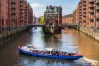 Traditionelle Hafenrundfahrt oder abendliche Lichterfahrt