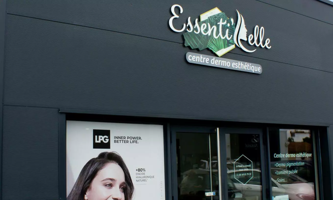 Hammam d'1h avec options gommage de 30 min et modelage de 30 min à Essenti'elle (jusqu'à 50% de réduction)