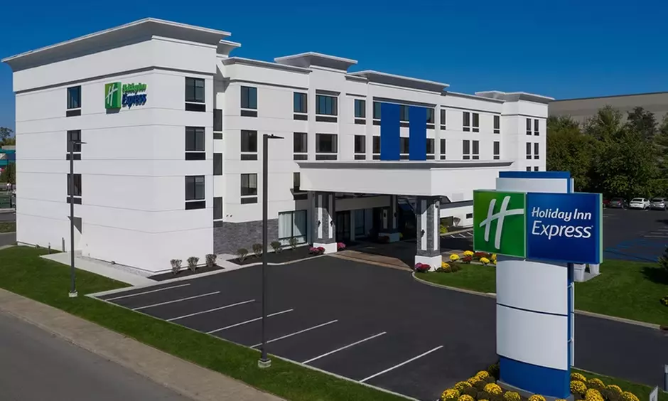 Stay at Holiday Inn Express Fishkill–Mid Hudson Valley, NY
