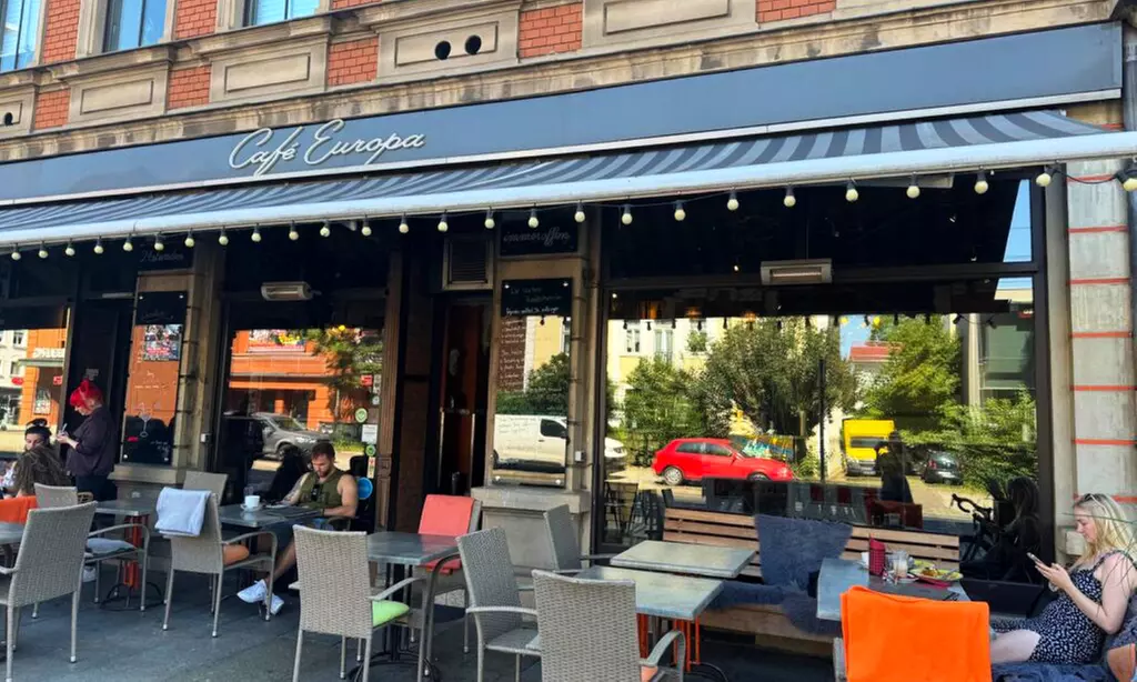 Hauptgericht nach Wahl & Getränk für 1, 2 oder 4 Personen