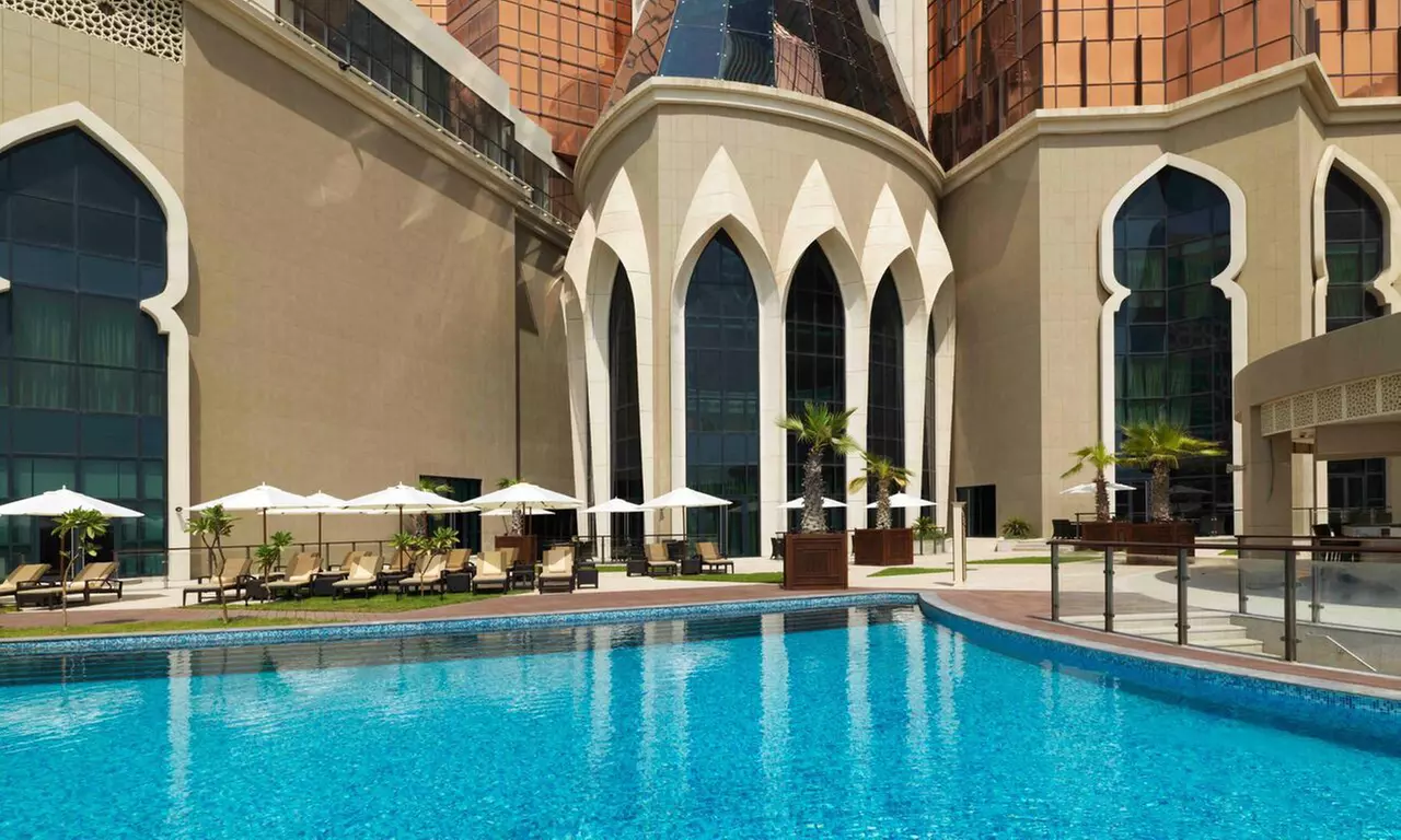 Weekday or Weekend Pool or Beach Access - Child AED 100, Adult AED 150