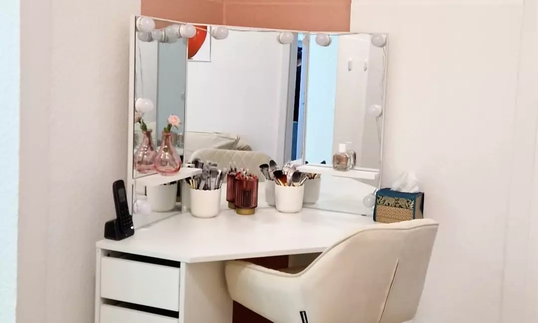 Strahlendes Lächeln in nur 45 Min.: Kosmetisches Zahn-Bleaching