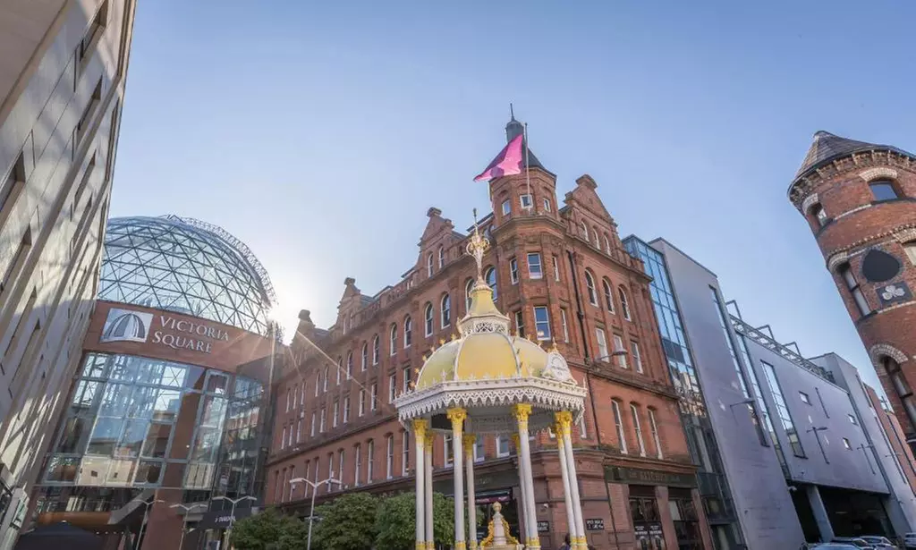 Belfast: 4* Double or Twin Room with Breakfast