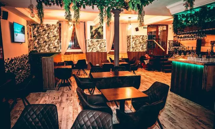 ❀ Menú Tropicana en la playa en el centro de Madrid