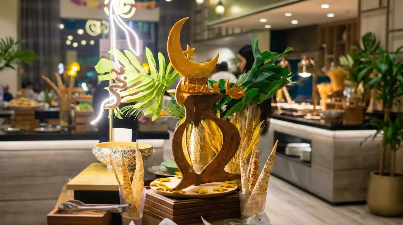 Flavor-Filled Iftar Buffet with Global Cuisine & Refreshing Beverages