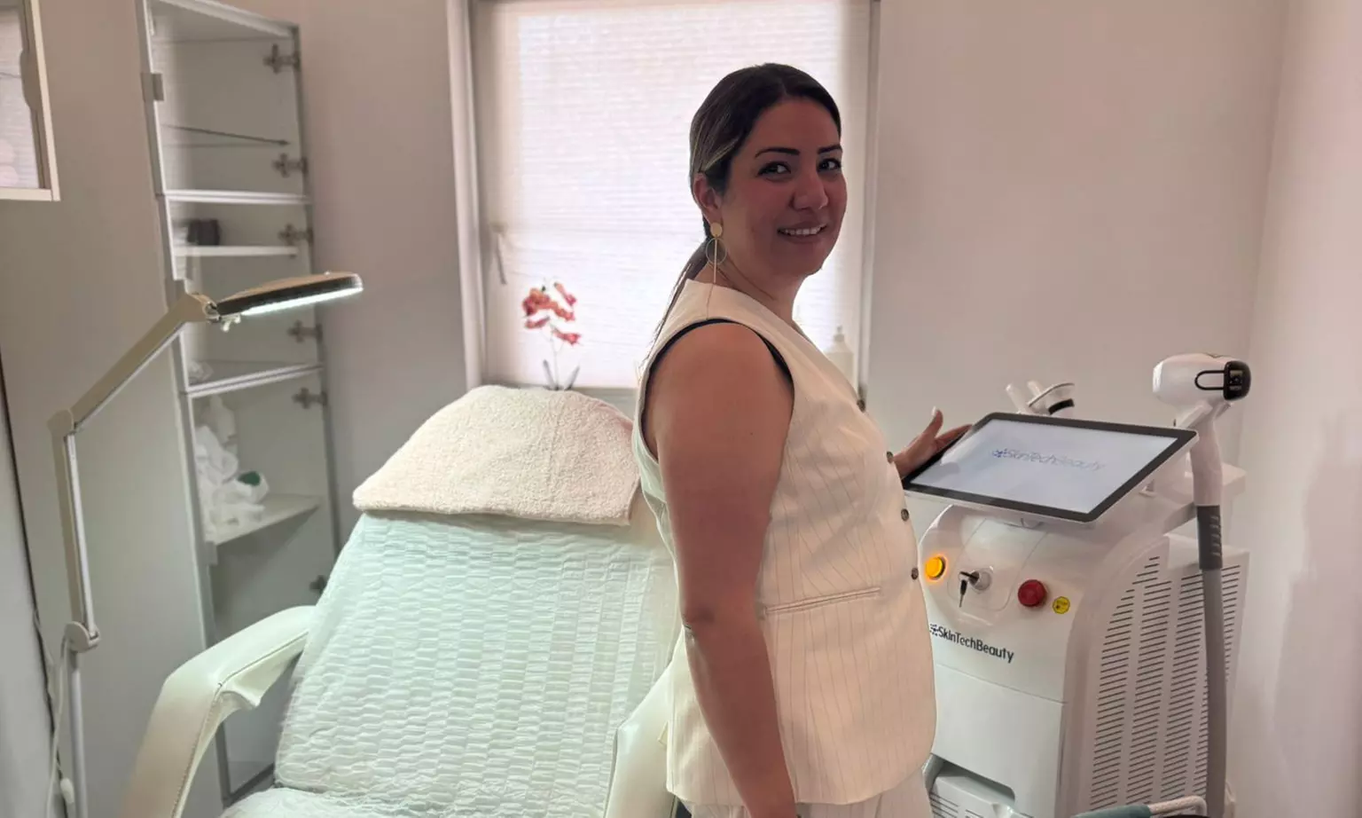 ICE Diodenlaser-Haarentfernung an 1 kleinen oder großen Zone nach Wahl