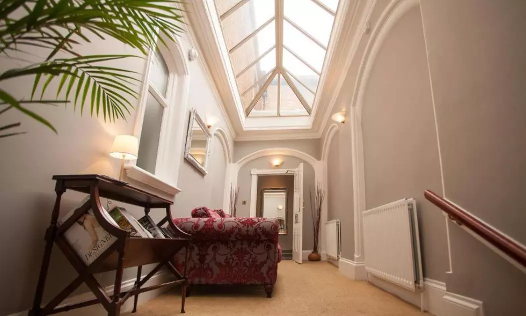 Darlington: Standard/Executive Double or Twin Room with Breakfast