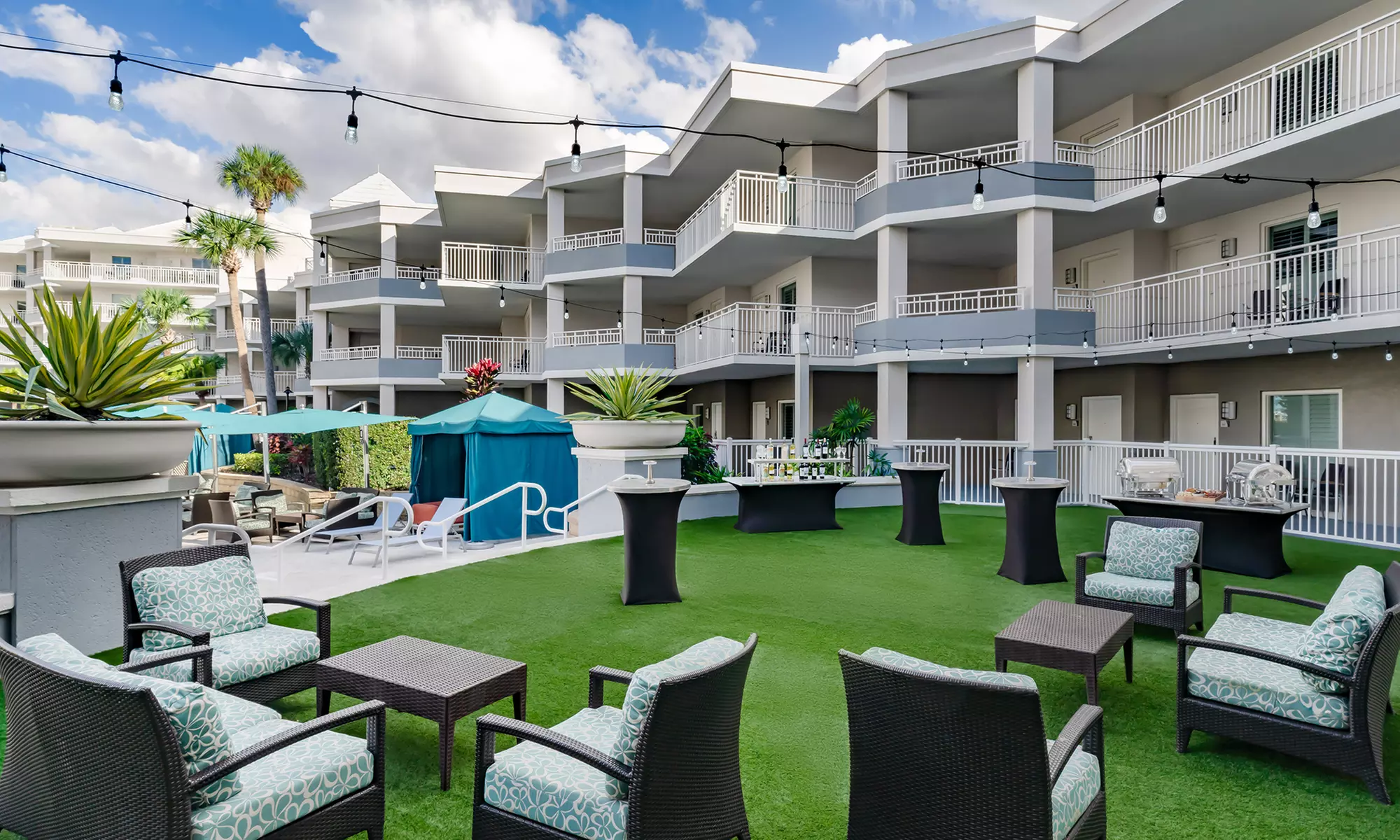 Resort in Orlando near Walt Disney World® with Complimentary Breakfast