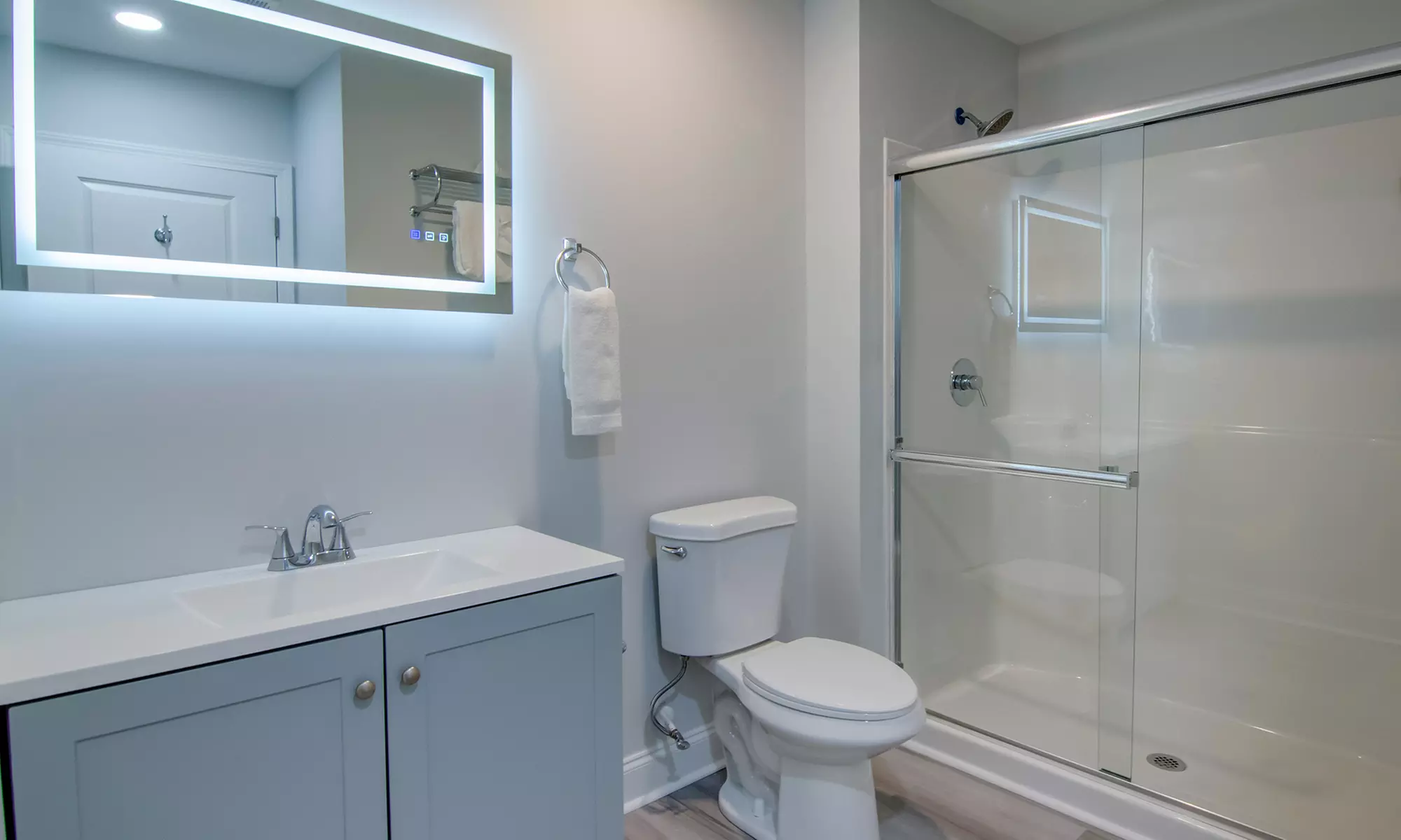 Oceanfront Boardwalk Escape with Stunning Views and Coastal Comfort