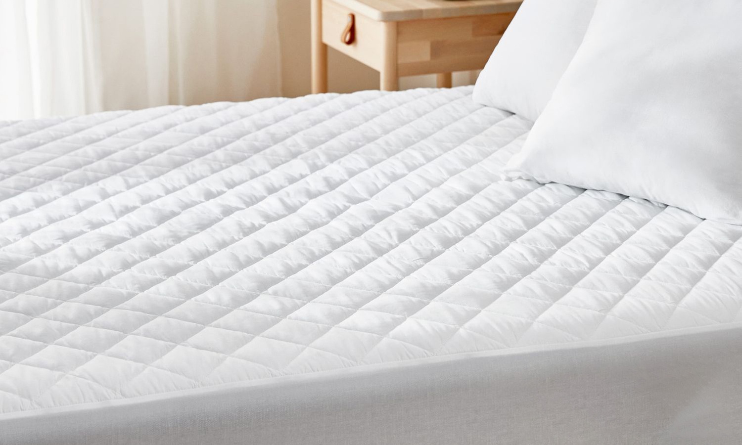 Pikolin Home- Protector de colchón impermeable con aloe vera