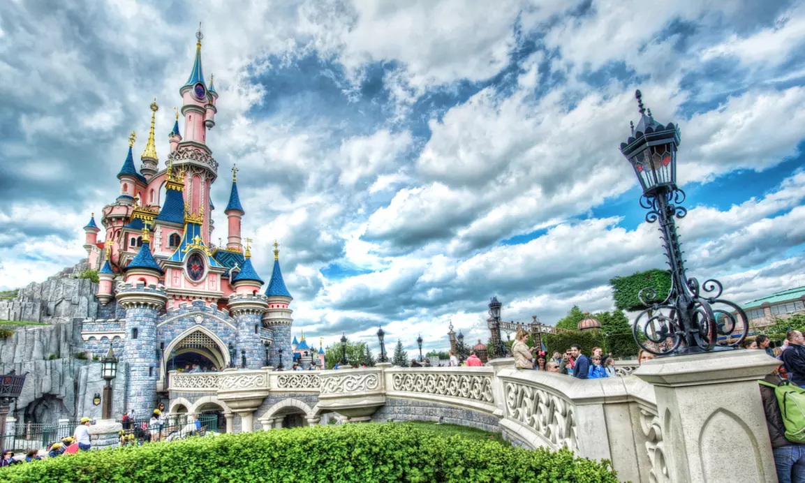 ✈ 7-Day Paris & Disneyland Escape with Air