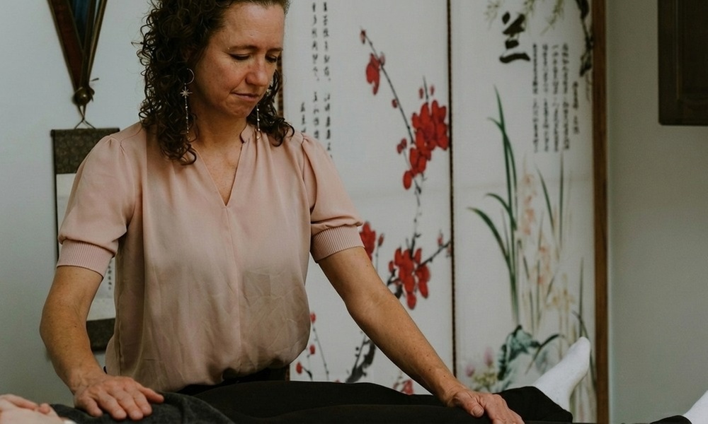 Lymphatic Drainage Massage Sessions with Traditional Chinese Medicine