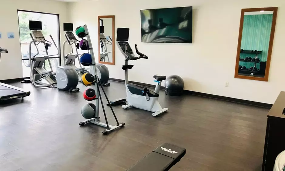 Stay at Holiday Inn Express Fishkill–Mid Hudson Valley, NY