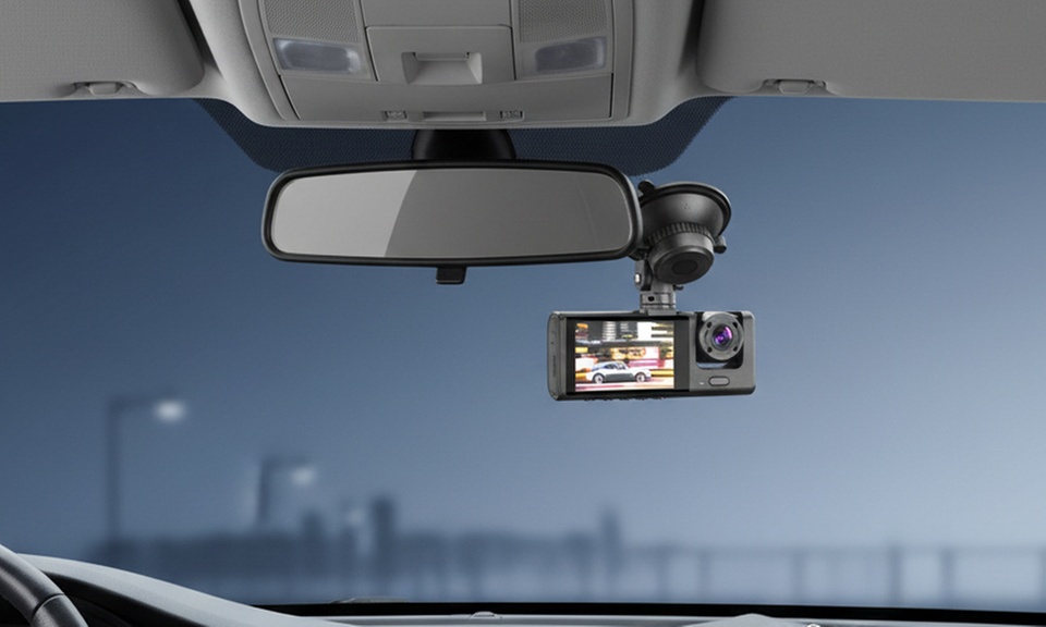 Dashcam per auto a 3 canali anteriore e posteriore