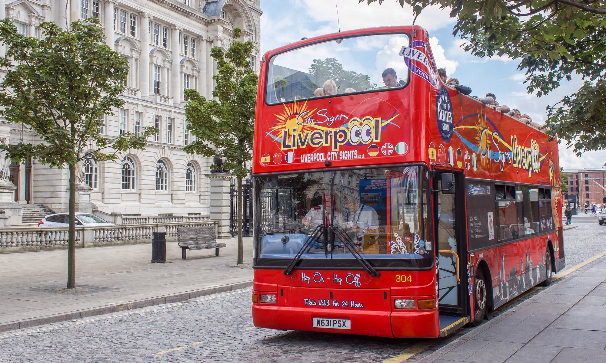 Discover Liverpool L3 in 48 Hours Hop-On Hop-Off Bus Tour