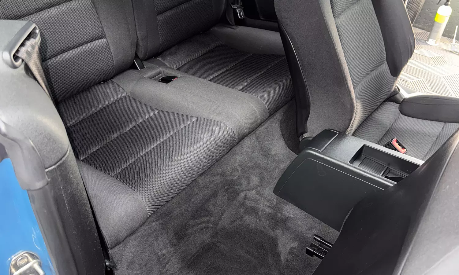 Bis zu 30% Rabatt auf den Professionelle Autopflege (innen und außen) bei GLANZWERK