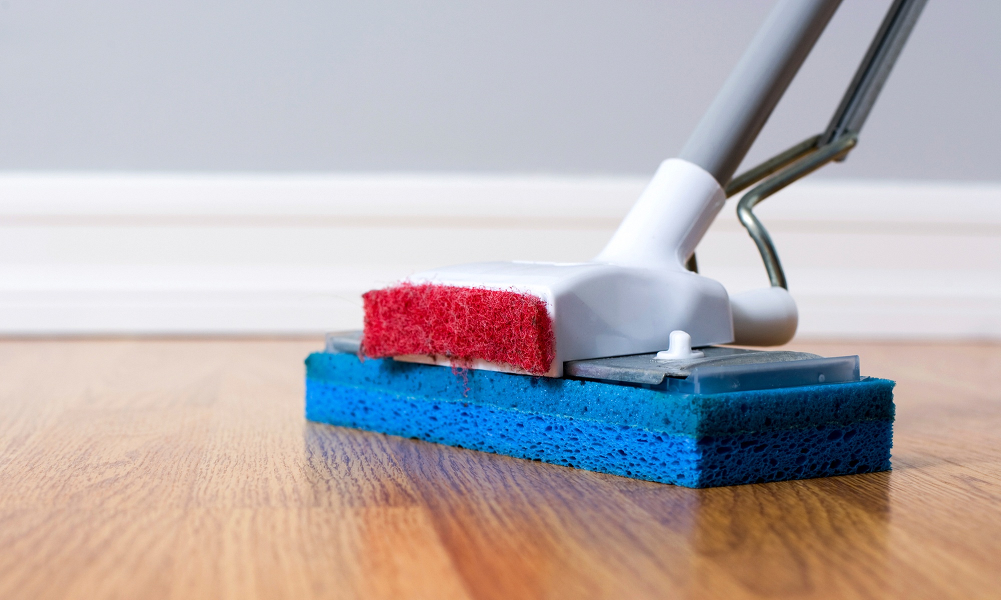 Enjoy Quick Standard Cleaning for Bedroom and Bathroom in Chicago Area - Up to 25% Off