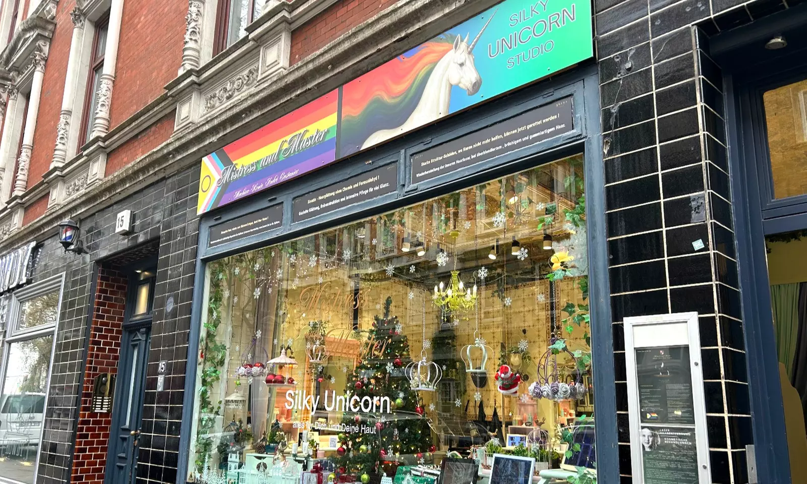 1 oder 3 Laserbehandlungen einer kleinen, mittleren oder großen Zone