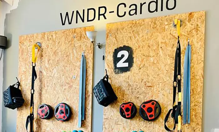 2 od. 3x EMS-Personaltraining á 20 Min. inkl. Anzug, Handtuch & Wasser