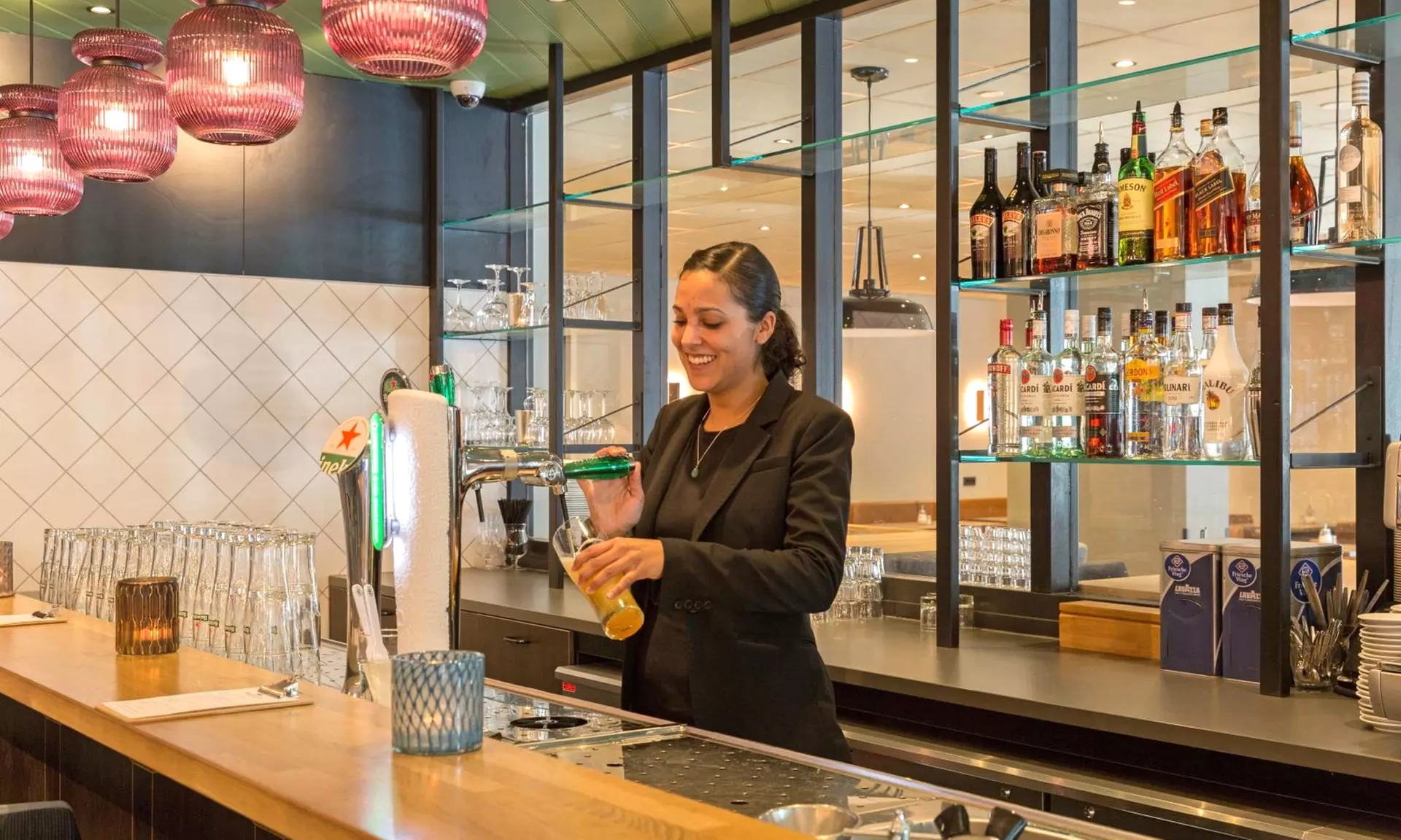 Standard-Doppelzimmer mit 1 oder 2 Betten inkl. Begrüßungsgetränk, Frühstück und Parkrabatt für 2 Personen