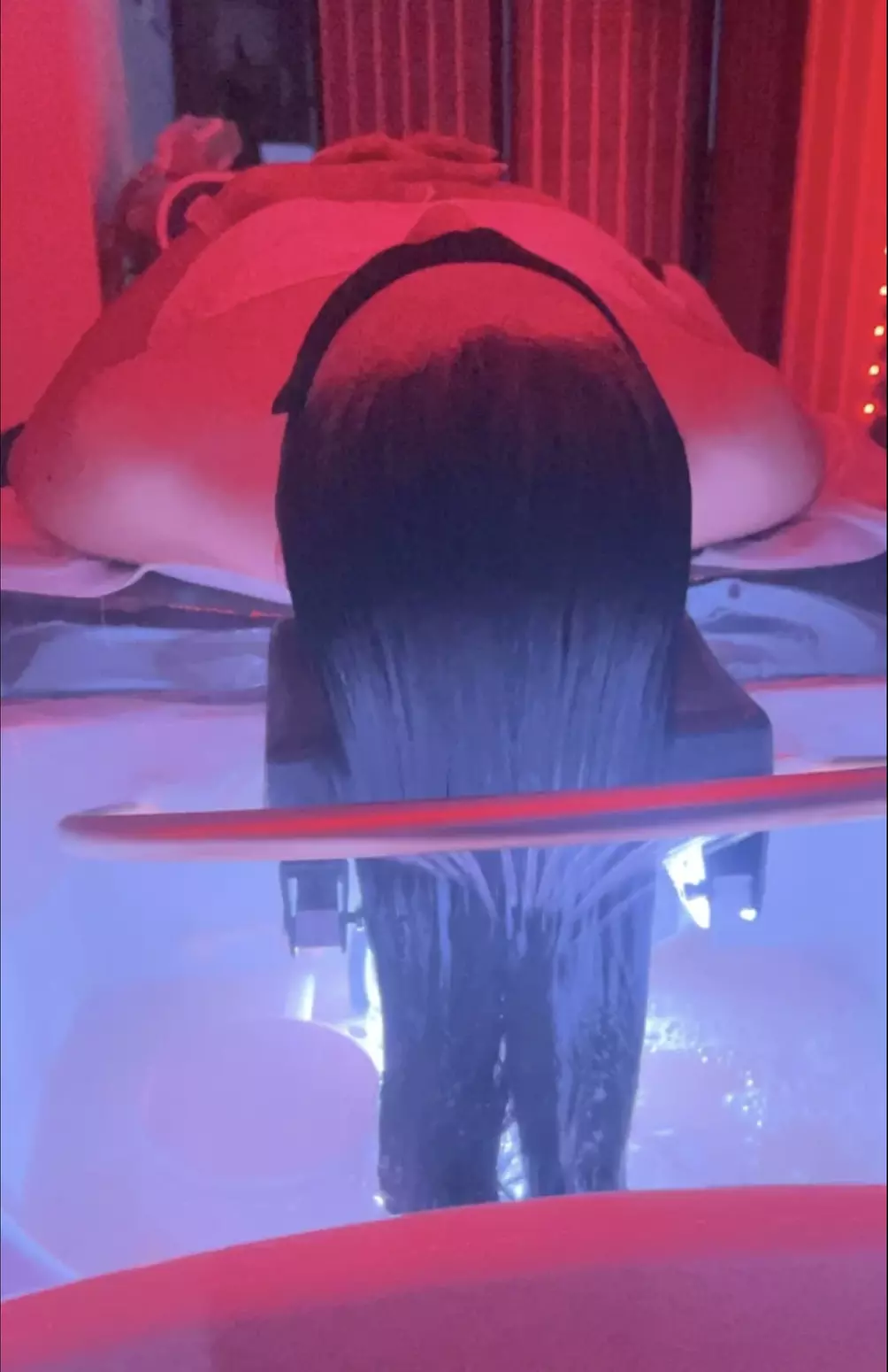 Luxury Head Spa Treatment w/Massage on Neck/Scalp + Hair Steaming