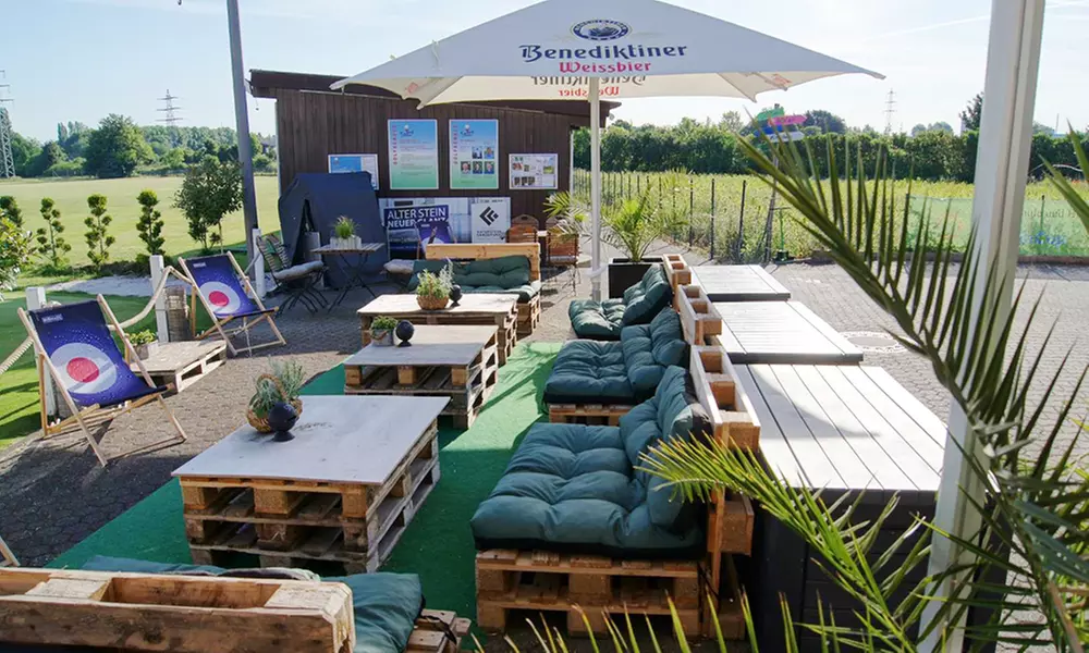 Tageskarte für Range und 9-Loch-Platz mit Schläger & Token