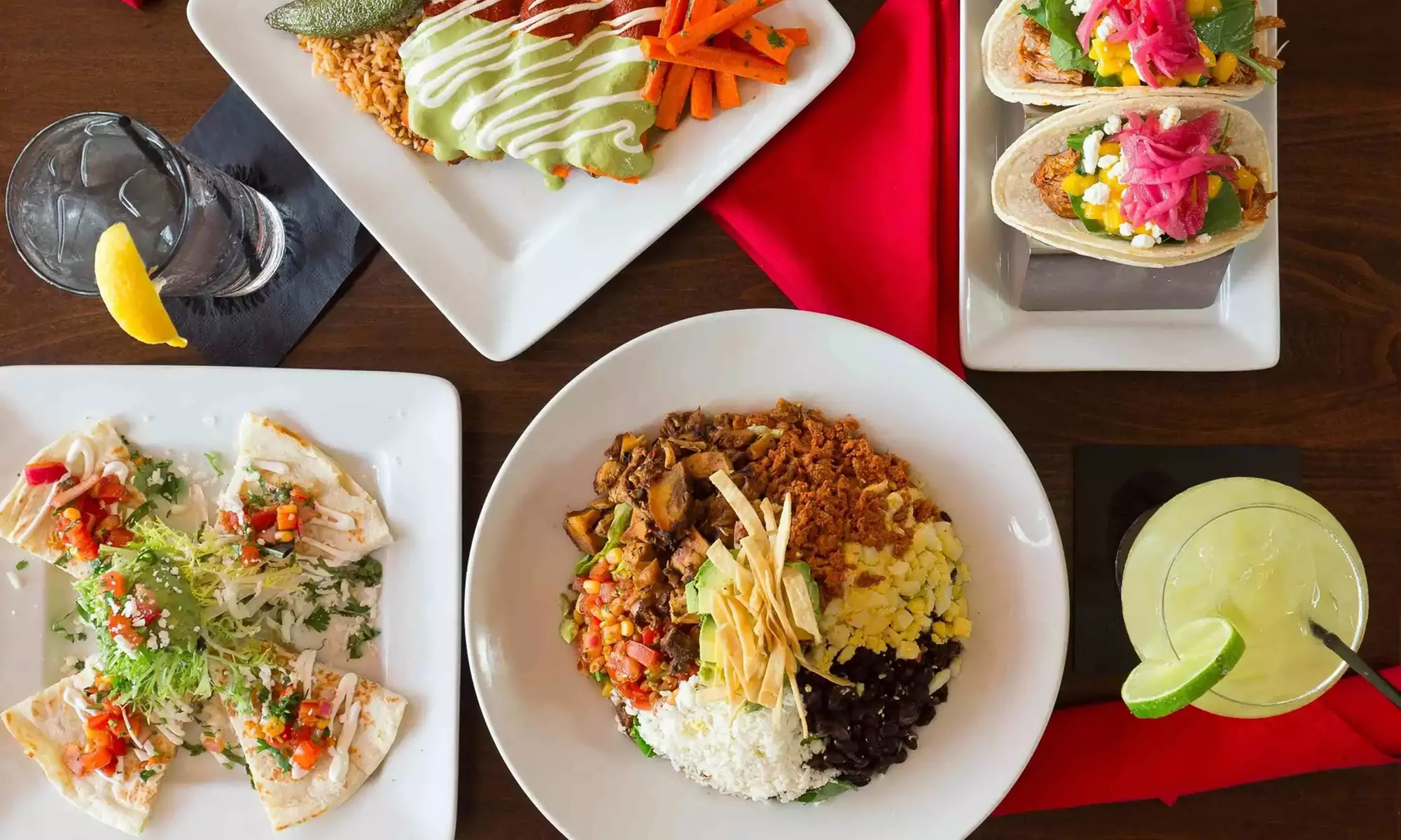 Authentische mexikanische Burrito nach Wahl inkl. Country Potatoes