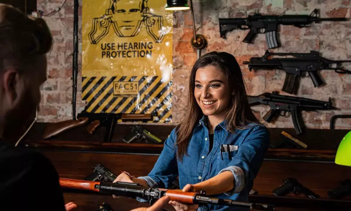 Shooting Simulator Thrill with Drinks for 2 or 4 Guests