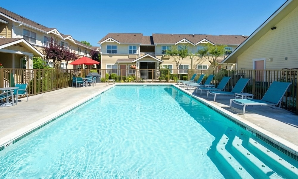 All-suite hotel with near Seattle airport & shopping