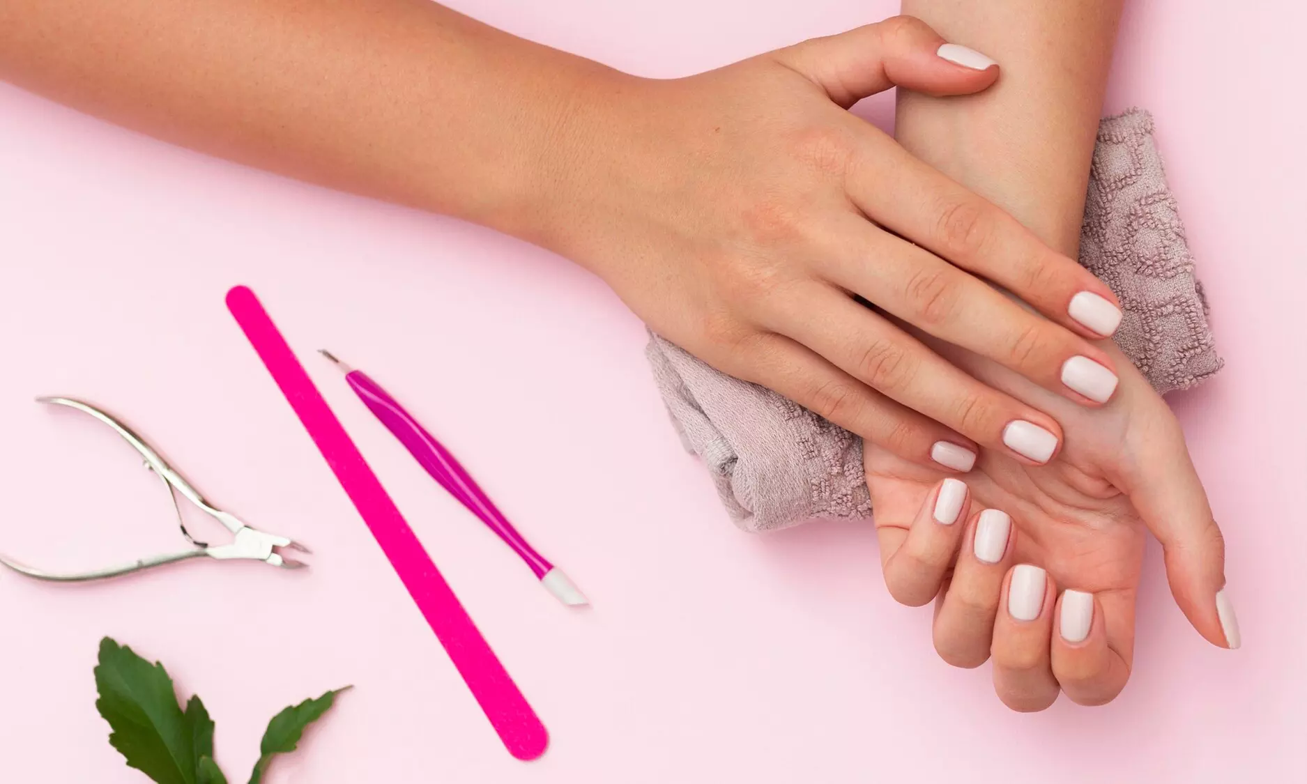 Presume de estilo único con sesiones de manicura, pedicura o ambas