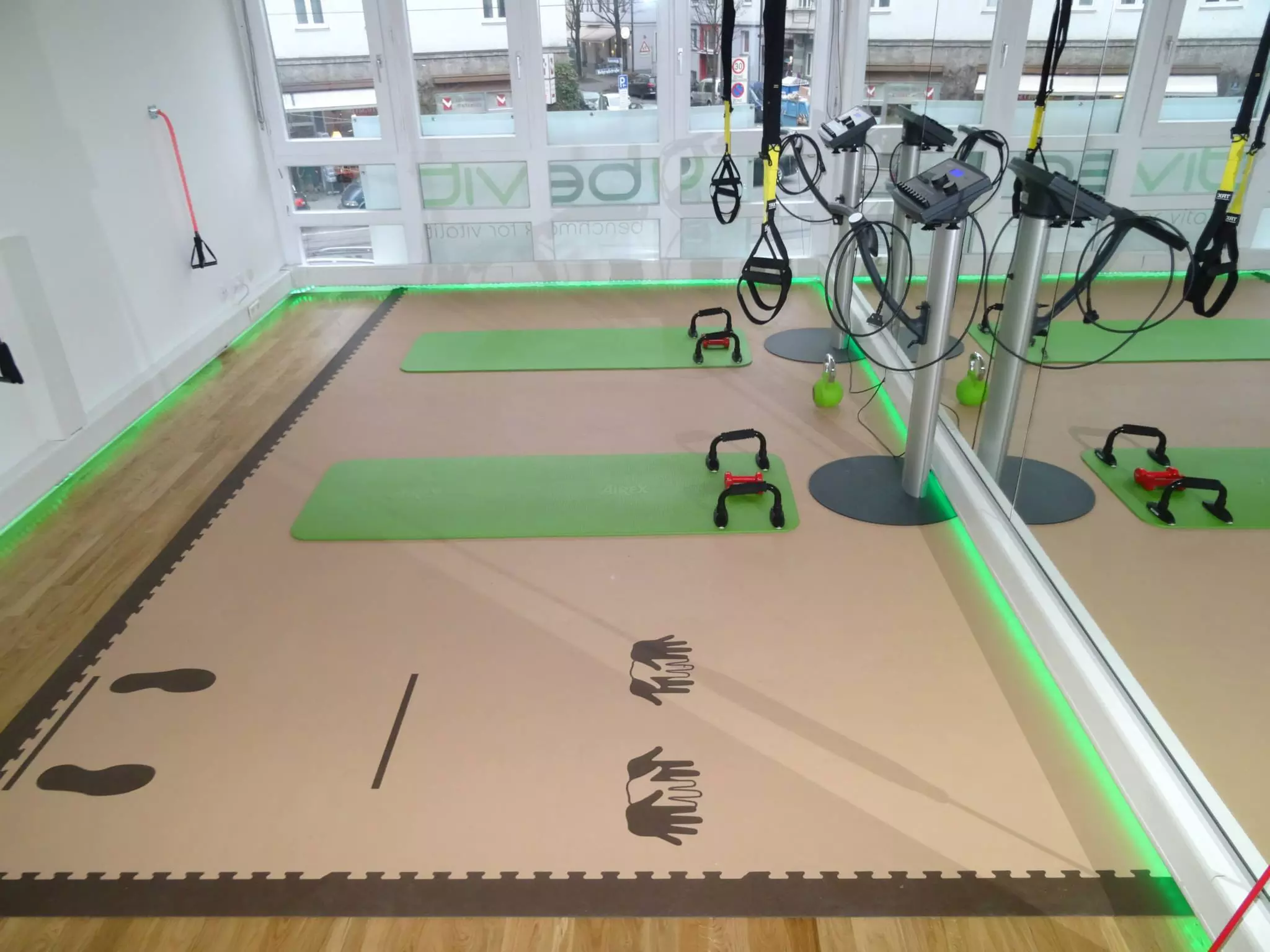 Bis zu 57% Rabatt auf den EMS (elektrische Muskelstimulation) bei Be Vit Benchmark For Vitality