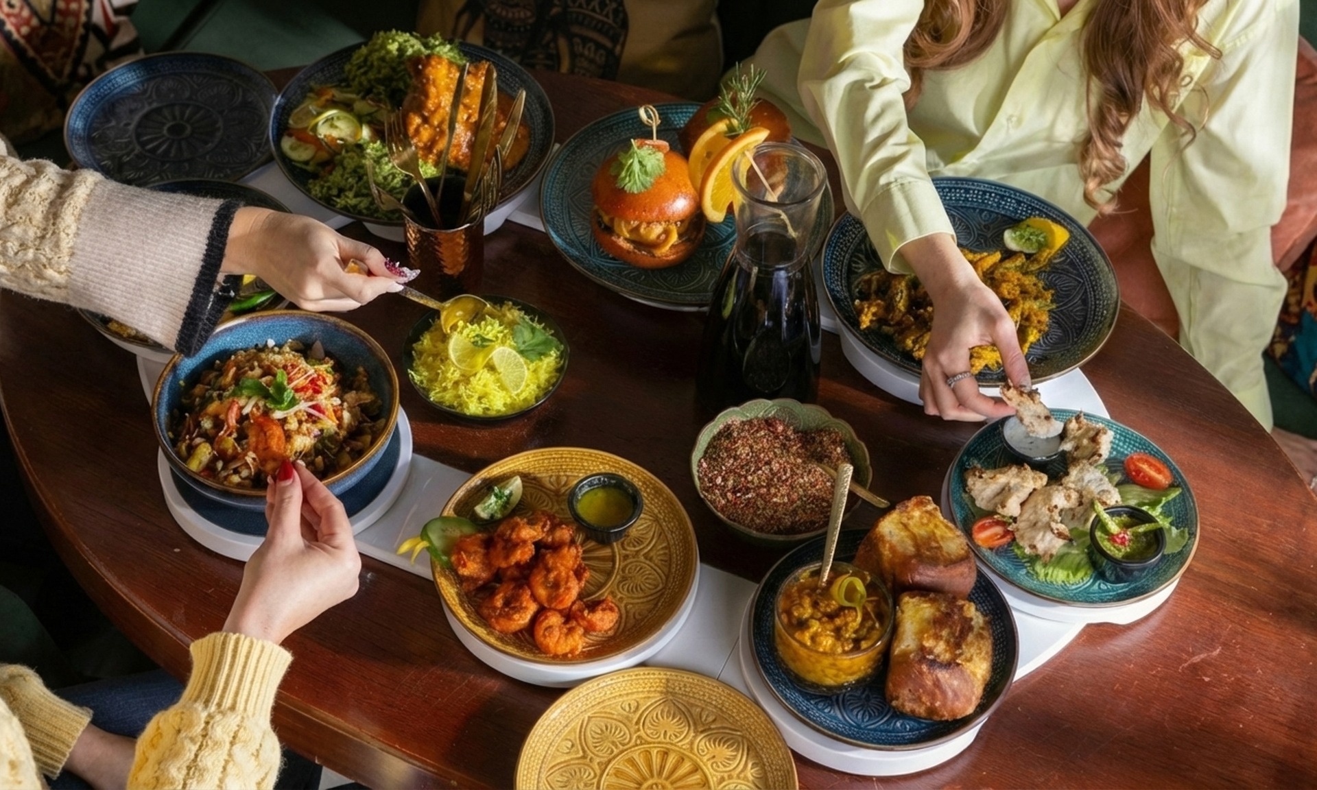 Poznaj kuchnie indyjską: uczta dla 1, 2, 4 osób – opcje wege i mięsne