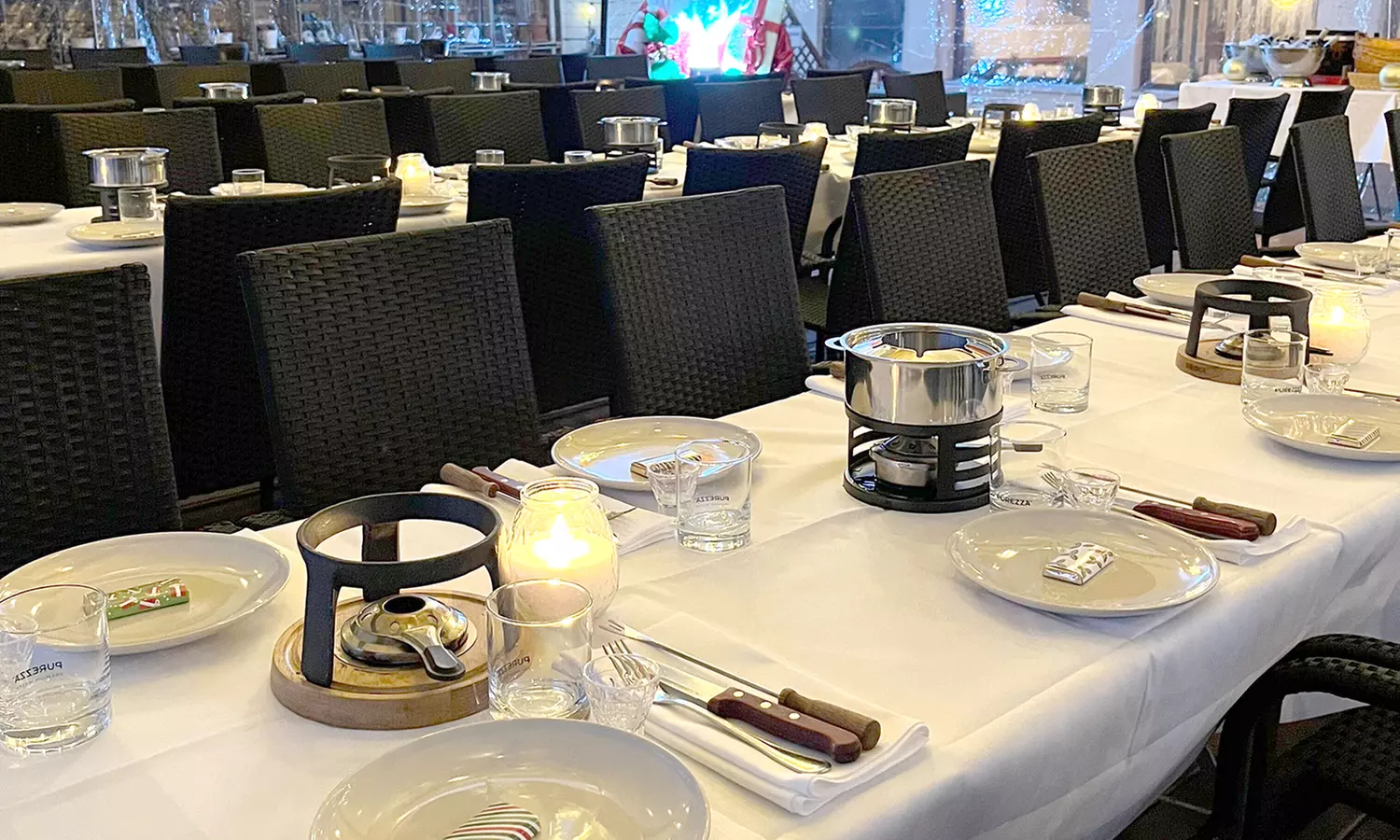 Exklusives Fonduedinner mit Feuerzangenbowle und optionalem Käsefondue