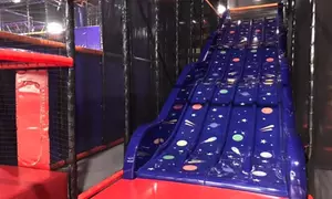 1 entrée pour enfants de 3 à 12 ans au Cosmik Parc (21% de réduction)