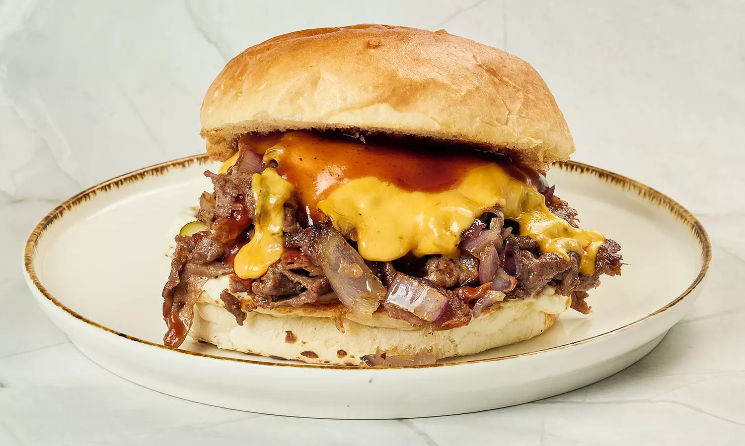 Burger nach Wahl inkl. Pommes & Softdrink für 1, 2 oder 4 Personen