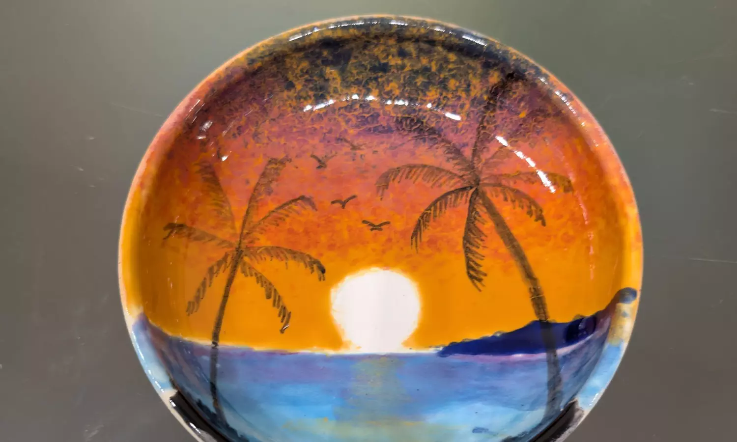 Taller de pintura cerámica con picoteo y bebida para 1 o 2 personas