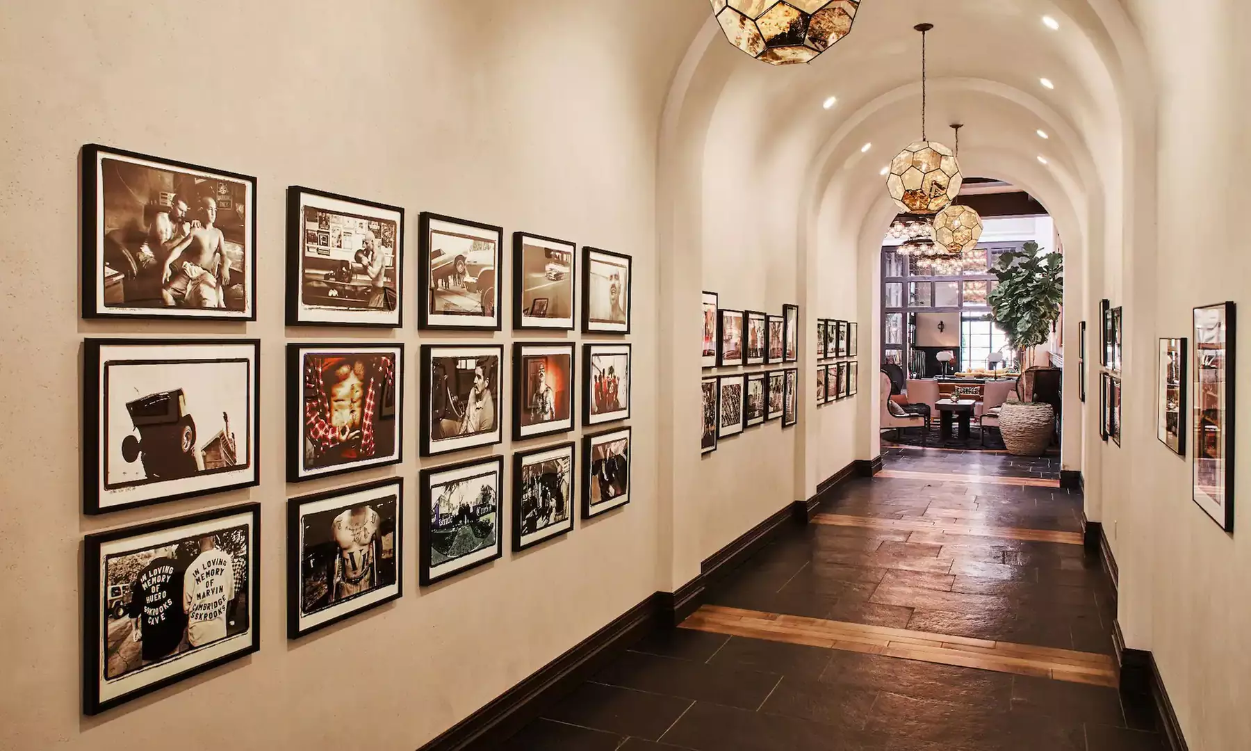 Spacious 4* Hotel in Downtown Los Angeles