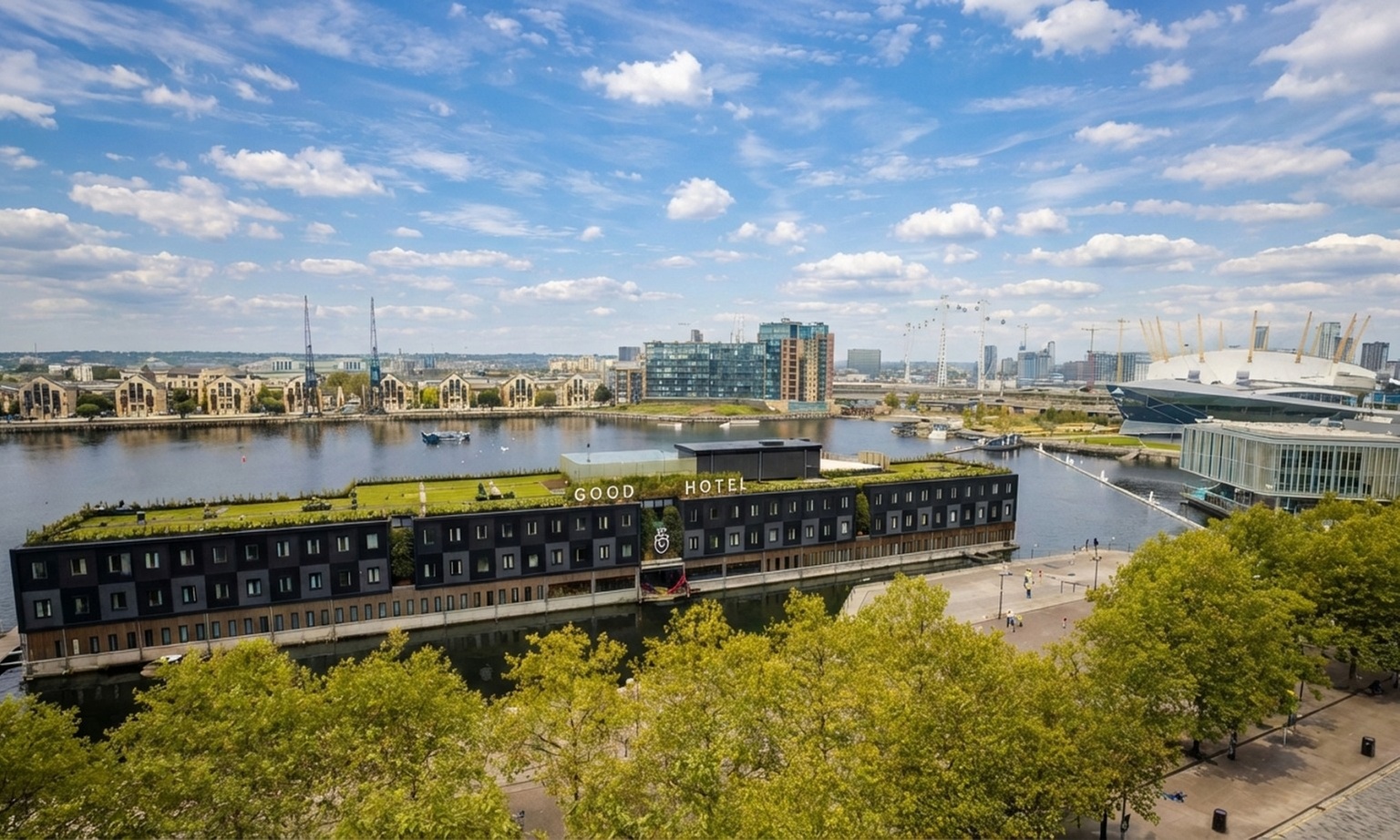 London: Waterfront Floating Hotel Stay for 2